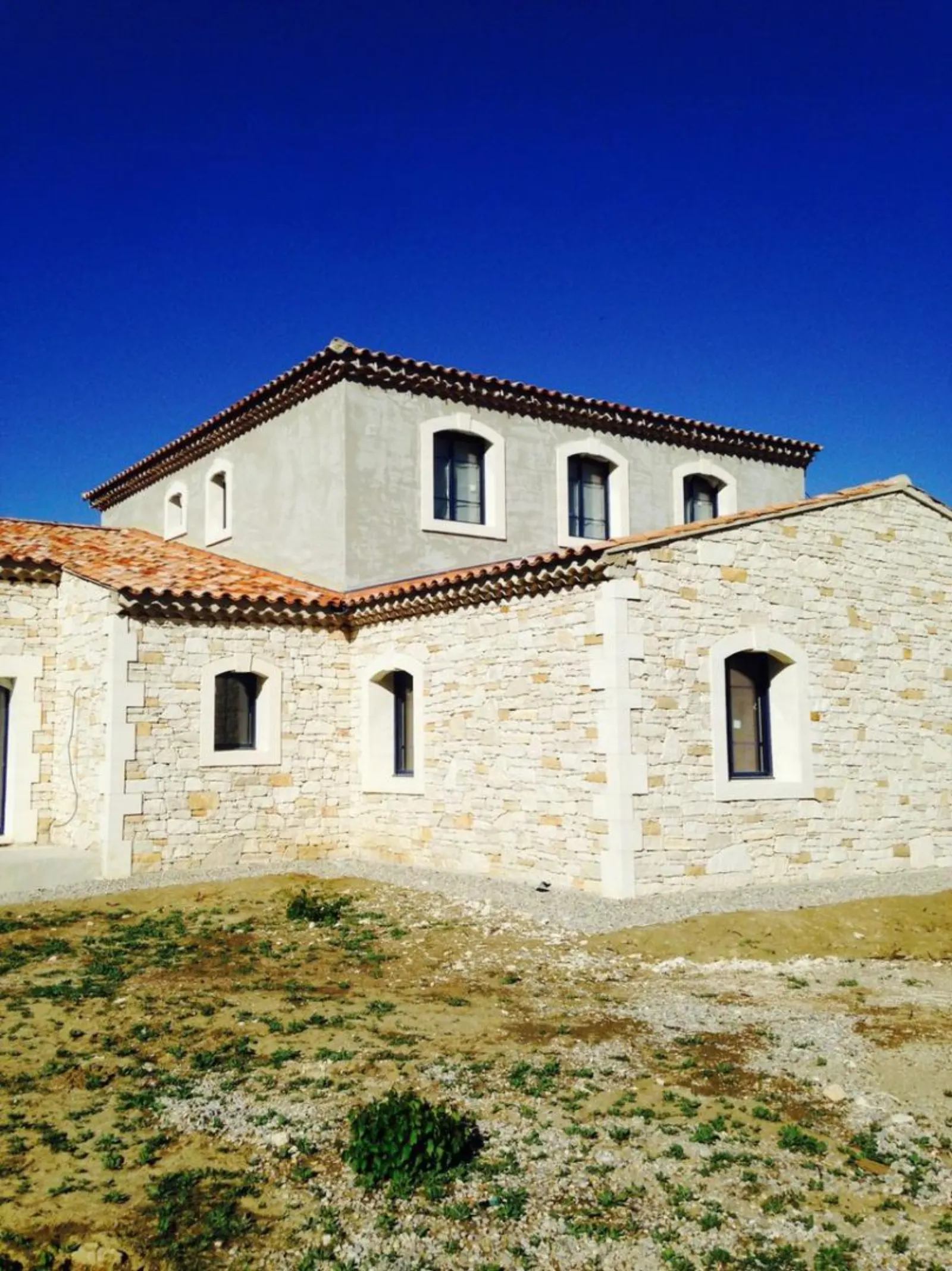 Façade en pierre restaurée