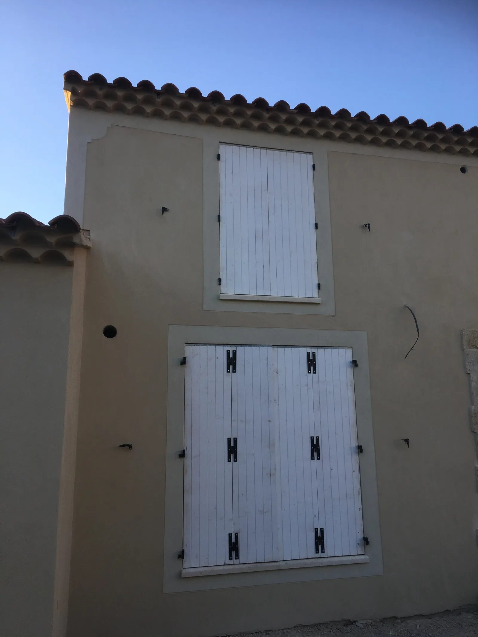 Ravalement façade villa Cheval-Blanc Vaucluse