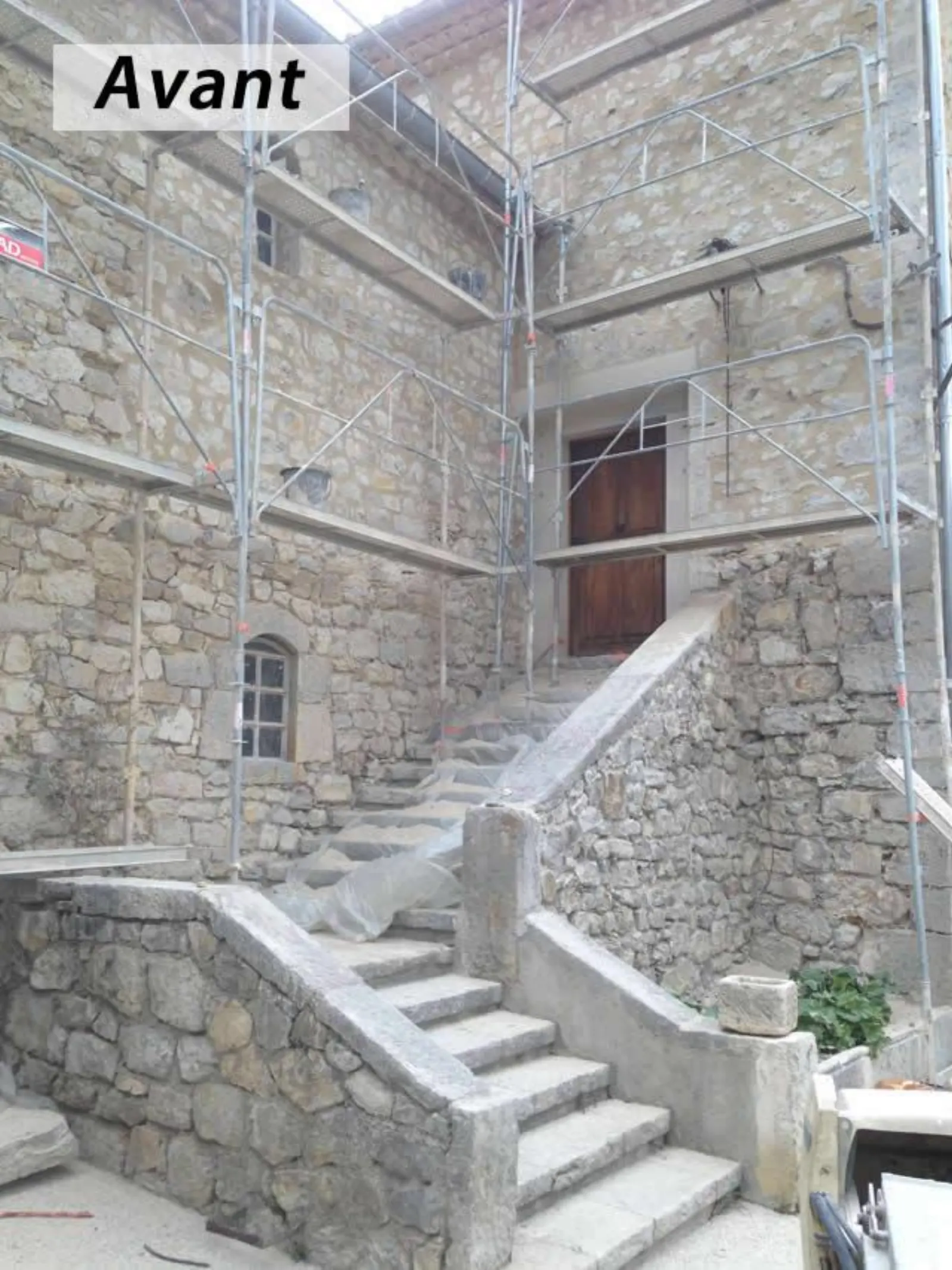 Restauration de façade en pierre, Vaucluse
