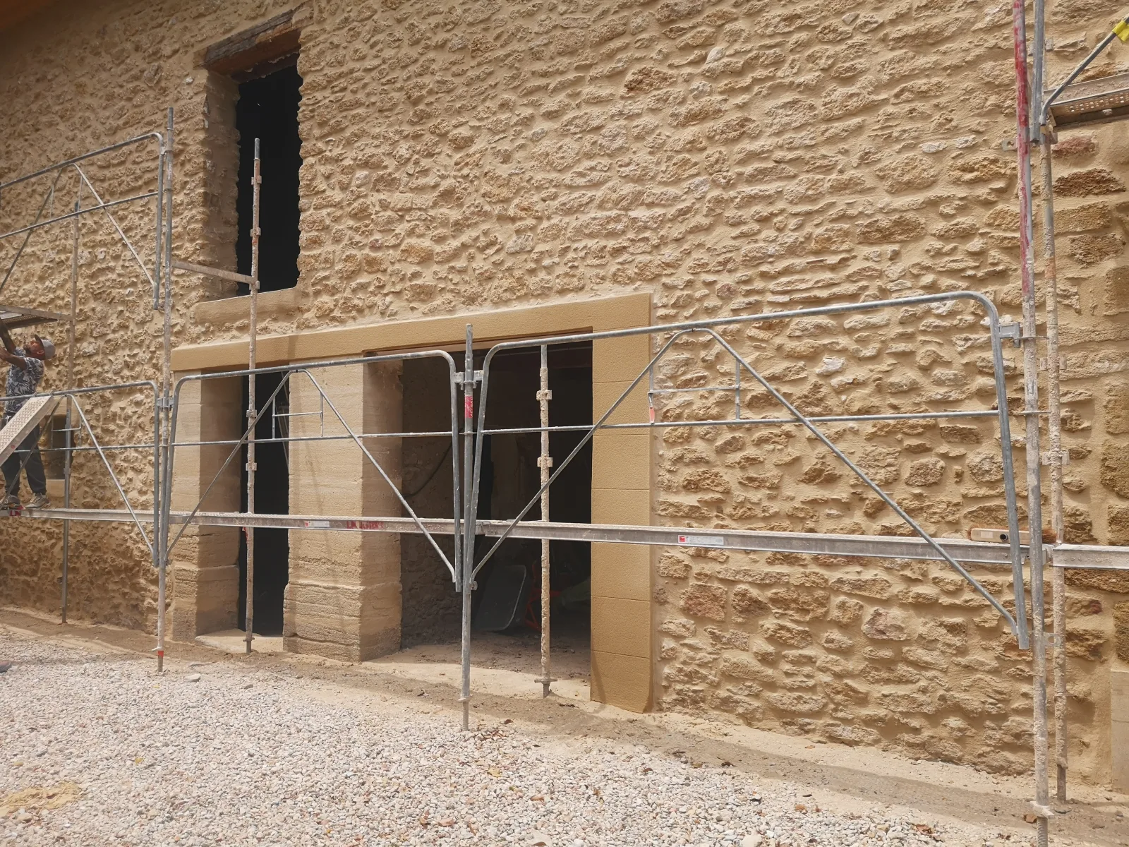 Restauration mur en pierre Sarrians Vaucluse